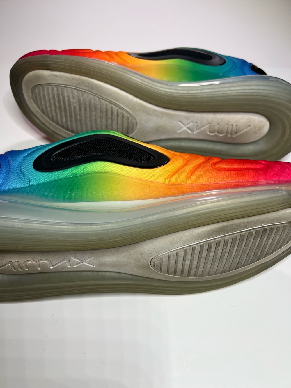 Nike Air Max 720 “Be True”. Men’s size 13. - Picture 5 of 6